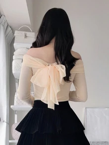 FRIFUL Áo thun nữ một vai phối lưới nơ màu trơn tương phản cho mùa thu - Màu be - Xem 2