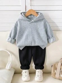 SHEIN 2件組男嬰秋冬可愛百搭字母圖案連帽衛衣＋男童連帽運動套裝慢跑長褲套裝 綠色 中性嬰兒服飾 - 灰色 - 查看 2