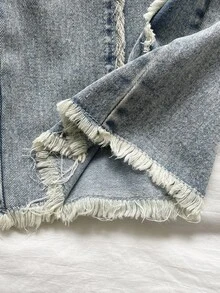 SHEIN 少女款浅蓝色拼接毛边牛仔裤，柔软垂坠，宽松阔腿，百搭休闲、上学、外出、四季皆宜。宽松牛仔裤，饰有缎带，可爱风，Zoey Yk2k 牛仔裤，Y2k 儿童牛仔裤，毛边牛仔裤，浅色水洗牛仔裤。 - 深色水洗藍 - 查看 6