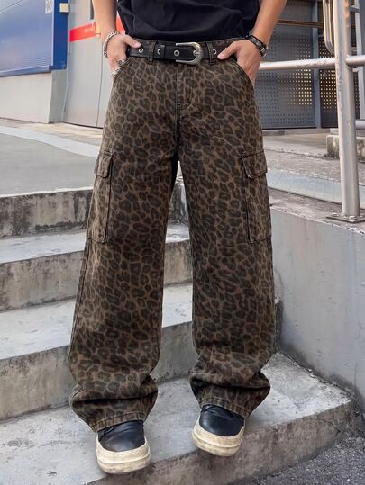 Men Leopard Print Flap Pocket Cargo Jeans