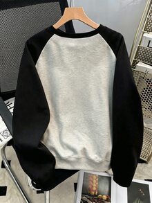 Resyla 女款字母印花休閒寬鬆圓領插肩長袖T恤 - 淺灰色 - 查看 2