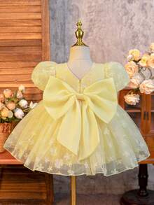 SHEIN Glamorique Kids 女嬰白色與黃色泡泡袖雪紡荷葉邊花卉網紗公主裙，優雅可愛婚禮賓客花童生日派對蝴蝶結夏季洋裝 - 黃色 - 查看 1