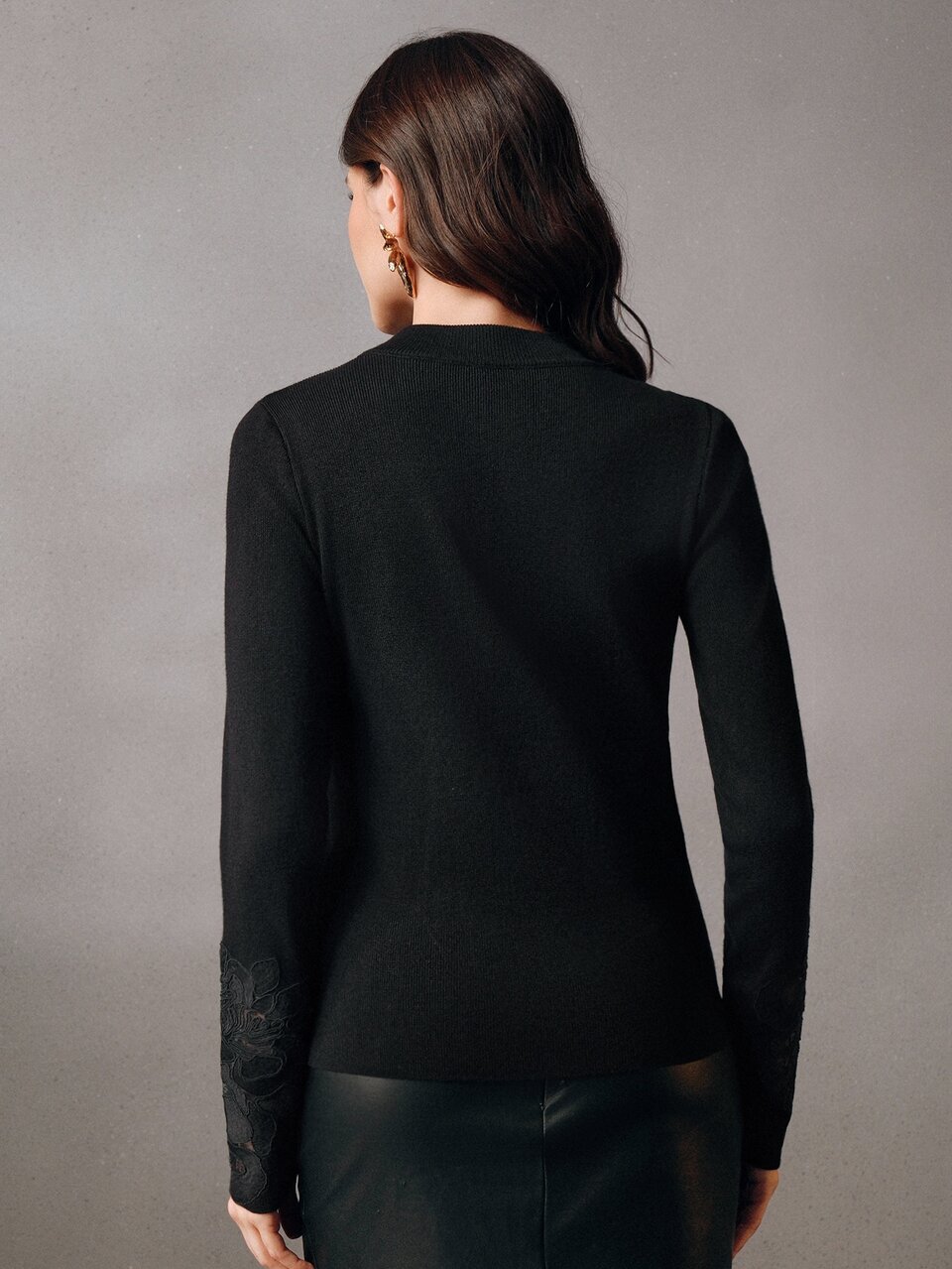 Elegant Fashionable Versatile Heavily Embroidered Floral Hollow-Out Slim-Fit Women's Crew Neck Long Sleeve Sweater