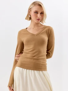 KÆRIA Hus Fitted V Neck Long Sleeve Top - Fine Gauge Knit - Camel Brown - Elegant, Casual, Luxury, Layering, Thanksgiving, Office, Autumn - Brown - View 5