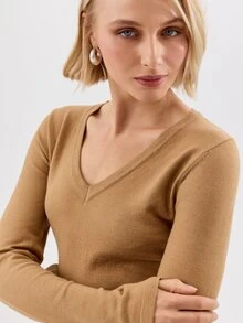 KÆRIA Hus Fitted V Neck Long Sleeve Top - Fine Gauge Knit - Camel Brown - Elegant, Casual, Luxury, Layering, Thanksgiving, Office, Autumn - Brown - View 7