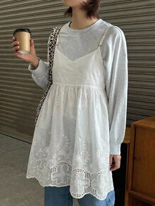 FRIFUL 女款素色細肩帶無袖夏季刺繡優雅上衣 - 白色 - 查看 4