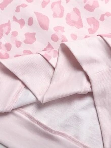 SHEIN 青少年女孩休閒極簡街頭風復古粉色豹紋拼接色塊不對稱領長袖衛衣 - 粉色 - 查看 7