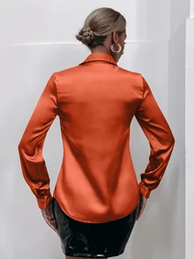 SHEIN Unity 缎面纯色纽扣前襟衬衫、长袖上衣 - 橘色 - 查看 3