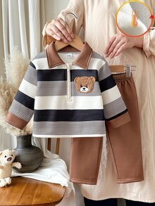 SHEIN 2件組男嬰幼兒運動衫＋慢跑褲套裝，可愛學院風棕色白色條紋熊貼布拉鍊長袖 Polo 領秋季度假套頭衫，羅紋設計 - 彩色 - 查看 4