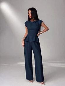 SHEIN PETITE 女款街頭風荷葉邊下擺上衣與紋理長褲兩件套 - 藏蓝色 - 查看 9