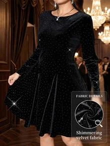 Reflora Plus Size Velvet Rhinestone Embellished Fitted Evening Party Dress, Autumn/Winter Christmas - Black - View 8