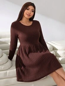 Solflare Plus Size Women's Coffee Brown Solid Color Round Neck Dress For Autumn/Winter, Suitable For Dates, Vacations, Parties, Daily Outings, Gatherings, Outdoor Activities - Coffee Brown - View 5