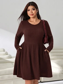 Solflare Plus Size Women's Coffee Brown Solid Color Round Neck Dress For Autumn/Winter, Suitable For Dates, Vacations, Parties, Daily Outings, Gatherings, Outdoor Activities - Coffee Brown - View 3