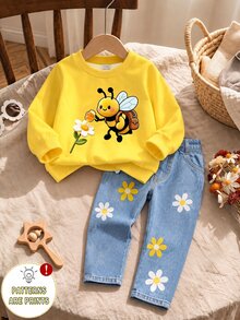 SHEIN Playful Pals 2件組女嬰可愛甜美黃色蜜蜂雛菊花卉印花長袖圓領休閒運動衫＋牛仔褲，戶外秋季假期穿著，羅紋飾邊 - 黃色 - 查看 1