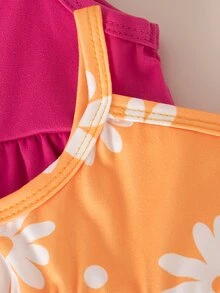 SHEIN Playful Pals 女嬰花卉印花吊帶洋裝 素色荷葉邊下擺 熱帶可愛鄉村風 夏季度假假日穿搭 橘色、亮粉色、白色花卉 - 彩色 - 查看 4