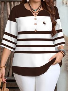 EMERY ROSE Casual Minimalist Plus Size Knight Graphic Short Sleeve Shirt, Suitable For Summer - Brown - View 1