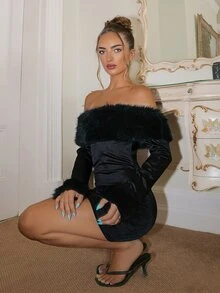 SHEIN Black Velvet Cold Shoulder Long Sleeve Bodycon Mini Dress For Women,Faux Fur Trim,Sexy Autumn Winter For Bar,Club,Night Out,Party,Halloween - Black - View 5