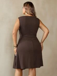 SHEIN CURVE+ Plus Size Women Solid Color Thick Autumn/Winter Base Layer Dress, Can Be Paired With Outerwear Christmas - Coffee Brown - View 2