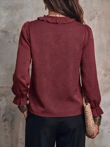 LUMIGAL 女款V領長袖亞麻紋理襯衫，附荷葉邊飾，休閒通勤風，適合初秋 - 酒紅色 - 查看 2