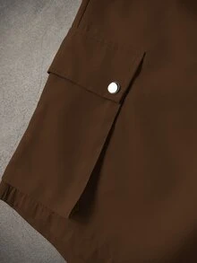 Manfinity Homme 男士短袖T恤與工裝短褲套裝 - 彩色 - 查看 4