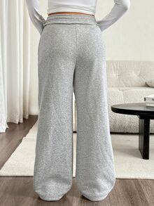 SHEIN Maternity Casual Funny Baggy Boxy Versatile Sweatpants With Pockets And Cinched Waist For Daily Wear,Winter Vacation Photoshoot Postpartum Cream - Grey - View 2