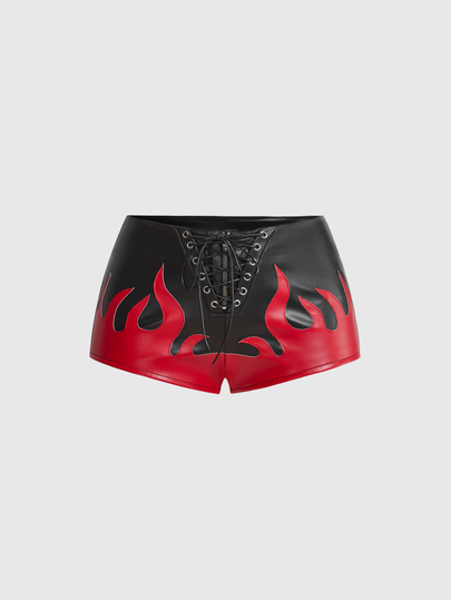 Grunge Punk Pantaloncini attillati in PU con vita ultra bassa, ricamo a fiamma e blocchi di colore, adatti per festival musicali estivi in stile punk