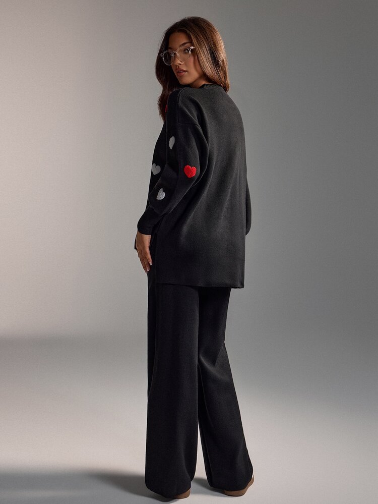 SHEIN Heart Pattern Knit Sweater & Wide-Leg Pants Co-Ord Set – Romantic Soft Knit Lounge Two Pieces With Scattered Red And White Hearts, Relaxed Crewneck Pullover And Comfortable High-Waist Straight Leg Trousers - Black - View 4