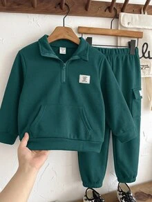 SHEIN Little Byeori 兒童 2件組小男孩休閒套裝－立領套頭連帽衛衣與保暖內裡秋季長褲，適合冬季、學校、返校季，舒適套裝 - 綠色 - 查看 6