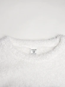SHEIN 少女秋冬休閒保暖內裡加厚雙面珊瑚絨愛心拼接刺繡拼色寬鬆長版連帽套頭睡袍家居服 粉紫色 - 淺藍色 - 查看 4