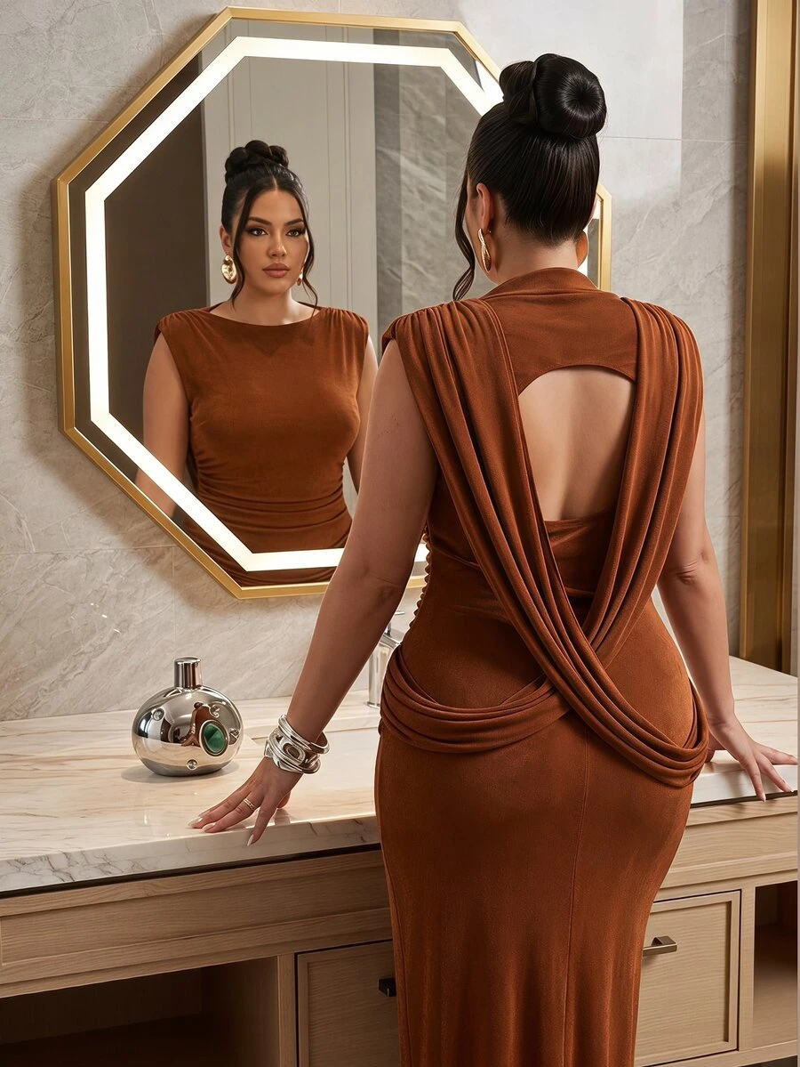SHEIN BAE CURVE Plus Size Women's Fashion Versatile Dress For Vacation And Travel - Brown - View 1