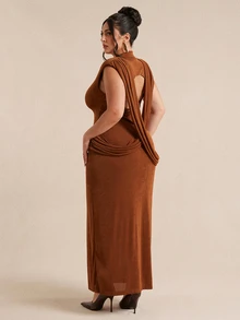 SHEIN BAE CURVE Plus Size Women's Fashion Versatile Dress For Vacation And Travel - Brown - View 8