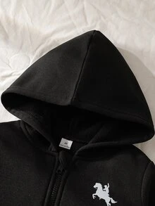 SHEIN 男童秋冬新款長袖連帽衛衣套裝，黑色連帽白色對比拉鍊衛衣搭配白色條紋拼接黑色長褲，兩件式舒適休閒套裝，適合日常穿著、居家穿著，兄弟款情侶配對 - 黑色 - 查看 7