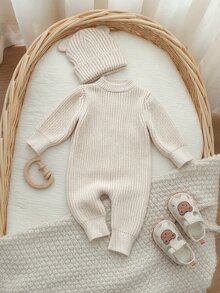SHEIN 2pcs Newborn Baby Girl Knit Romper Hat Set Cute Sweet Cream Beige Ribbed Button Bear Ear Long Sleeve Round Neck Newborn Photo Winter Pullover Coat - Beige - View 4