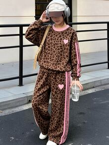 Tween Girls Leopard Heart Print Sweatshirt & Stripe Wide Leg Pants Set, Pink Cozy Casual Outfit, Fall Winter (2 Pcs) - Multicolor - View 4