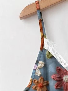 SHEIN VCAY 印花設計大尺碼休閒碎花細肩帶上衣，適合夏季 - 彩色 - 查看 5