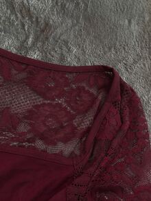 IslaSuriya Women's Lace Patchwork Long Sleeve Top - Burgundy - View 4