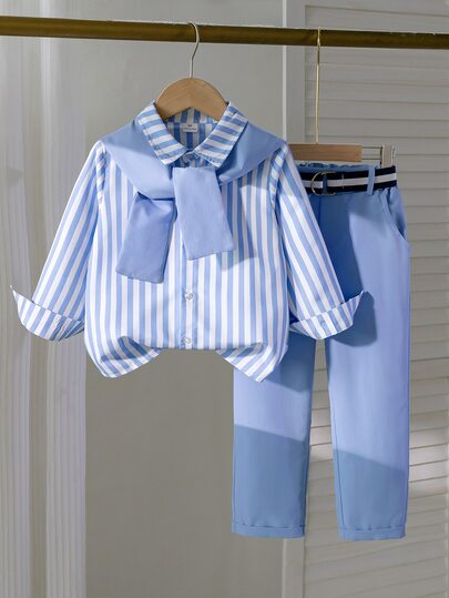 SHEIN قميص أزرق فاتح كلاسيكي بأكمام طويلة للأولاد الصغار، مجموعة بدلة كاب وبنطلون، ملابس جنتلمان بيضاء ليوم المهنة، العودة إلى المدرسة، حفل الزفاف وعيد الميلاد في الخريف
