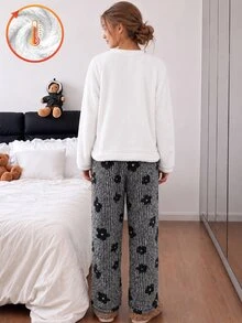SHEIN Elladie kids Tween Girls Fall Winter Fleece 2‑Piece Set, Crew Neck Fuzzy Top With 3D Flower Pocket, Striped Flora - Black and White - View 3