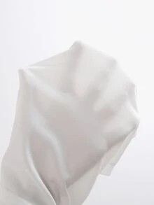 SHEIN Genkimix Kids 6件套男童纯白色圆领上衣套装，柔软舒适的针织面料，适合日常穿着、运动、度假，可搭配运动短裤或牛仔短裤，是上学、度假、休闲、旅行、放松、日光浴、夏季的理想之选。 - 白色 - 查看 10