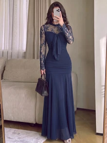 Modelyn 法式設計蕾絲拼接蝴蝶結女款長洋裝 - 藏蓝色 - 查看 6