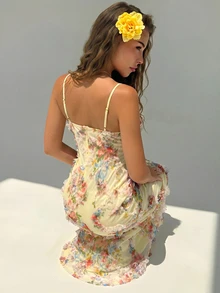 Aloruh Women's Spring/Summer New Solid Yellow Vacation Elegant Romantic Date 3D Embroidered Ruffle Neck Fitted Bodycon Fishtail Dress, Graduation - Light Yellow - View 4