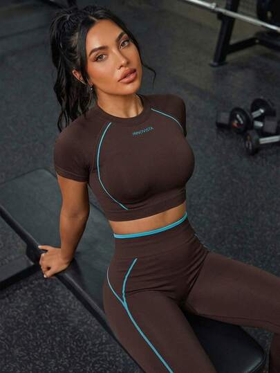 Innovista Innovista Women's Seamless Letter Print Short Sleeve Sports Set Gym Set Workout Set Pilates Yoga Set Sportswear Activewear Push Up Booty Lift Squat Proof