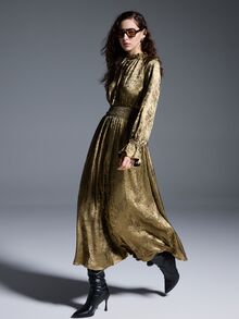 MYSTAURA Gaun Wanita Kerah Mandarin Lengan Raglan Manset Flare, Elegan & Modis - Emas - View 4