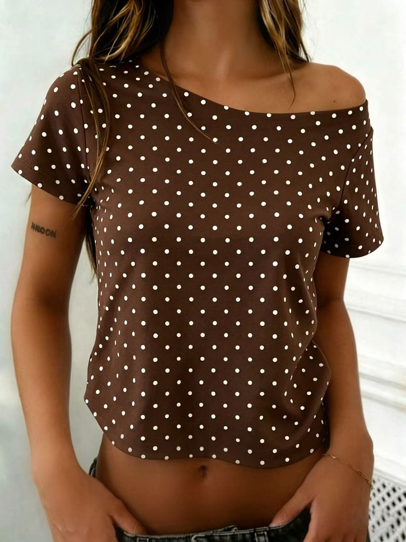 Rovax Fitted Short Shoulder Polka Dot Print Short Sleeve T-Shirt - Brown - View 1