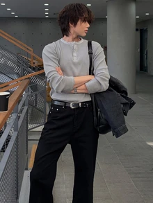 DAZY Spring/Autumn Waffle Fabric Grey Contrast Color Distressed Ripped Collar Round Neck Half-Button Men's T-Shirt - Grey - View 6