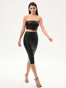 SHEIN SXY بلايز أنبوبية قصيرة وتنورة قلم رصاص من الجلد الصناعي باللون الأسود ، مجموعة قطعتين - الأسود - مشاهدة 5