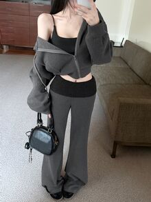 DAZY 秋冬款女款灰色羊毛厚款連帽短版運動外套與寬鬆喇叭褲休閒街頭風兩件套 - 灰色 - 查看 2