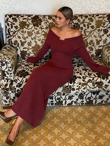 Strévra Women's Fall Dark Red Round Neck Long Sleeve Fitted Waist Ribbed Knit Elegant Sweater Dress Thanksgiving Dinner Date Night Winter - Burgundy - View 4