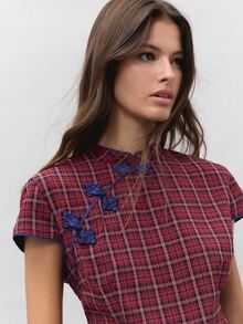Nöista Red Plaid Fitted Chinese Inspired Top. Fall Winter, Casual, School, Dates, Going Out. - Red - View 2