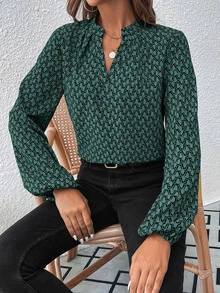 EMERY ROSE Camisa de manga larga con cuello en pico totalmente estampada, tops de manga larga - Verde Oscuro - Ver 6